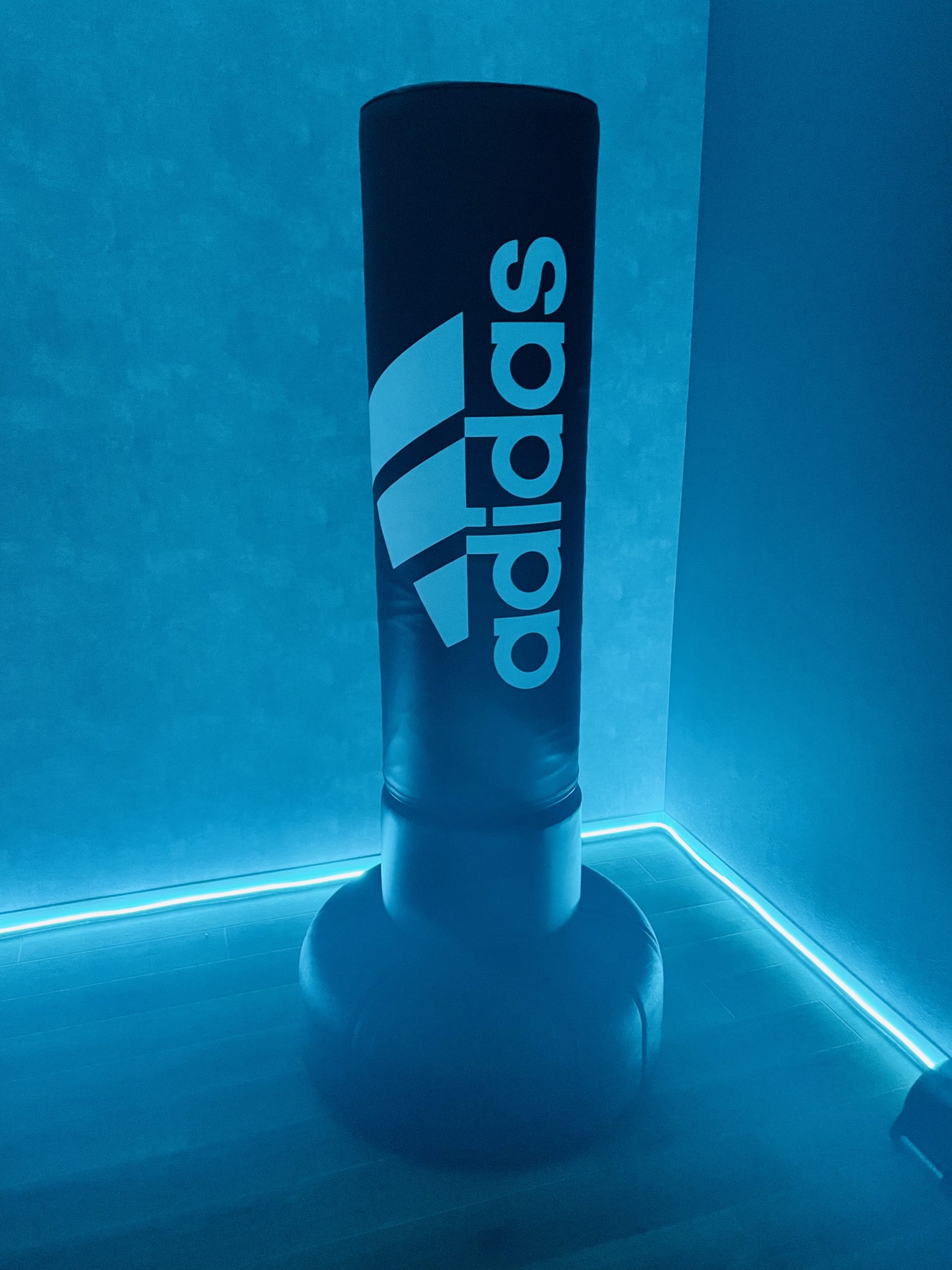 裸feel.暗闇フィットネス